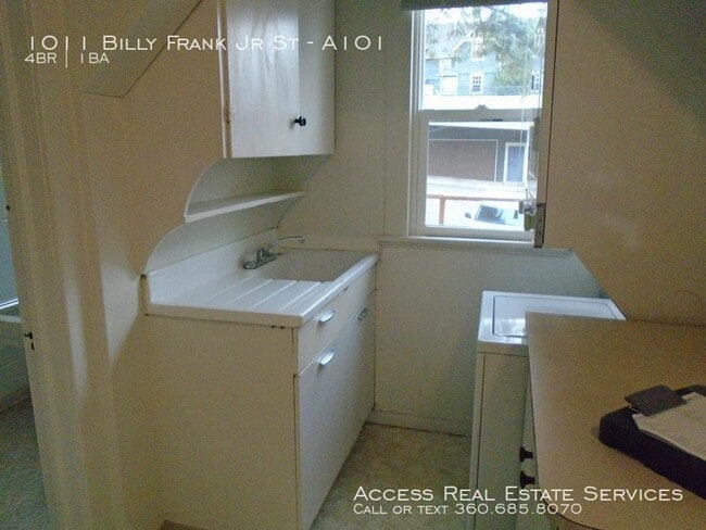 Foto del edificio - 1011 Billy Frank Jr. St