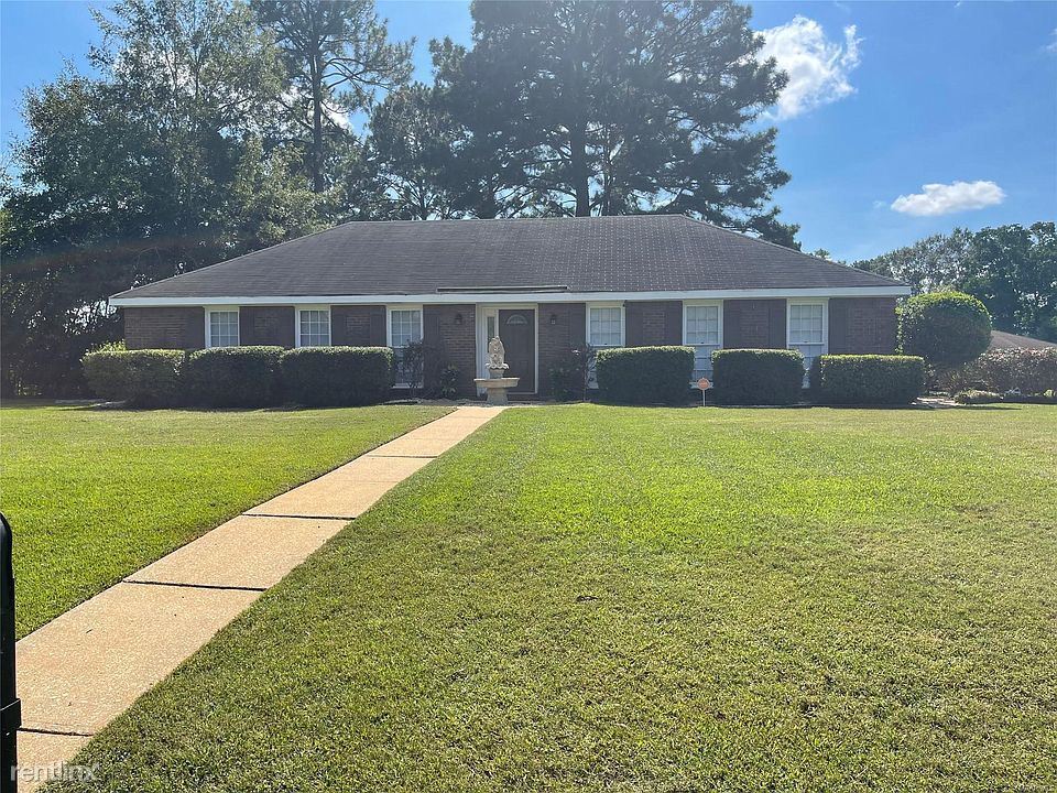 Primary Photo - 4 br, 2 bath House - 117 Natchez Dr