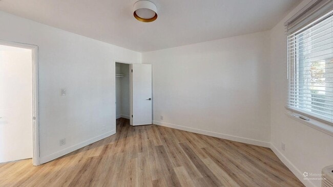 Interior Photo - Hayden on Hollywood (7200)