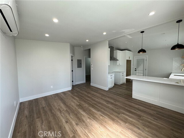 Foto del edificio - 9412 Nance Ave
