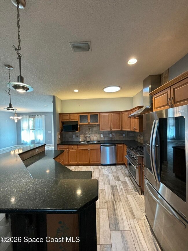 Building Photo - 2542 Woodfield Cir