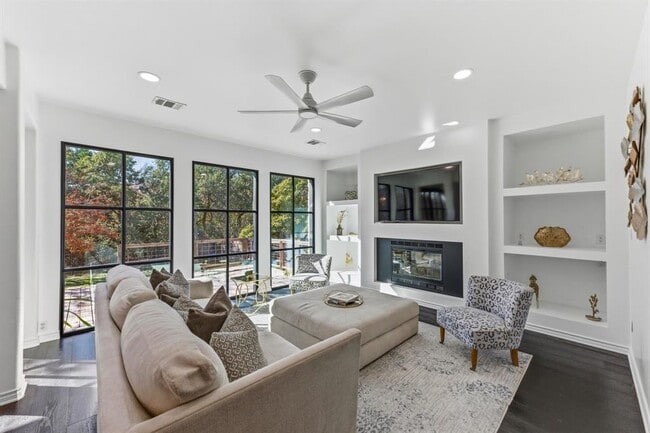 Building Photo - 6405 Aden Ln