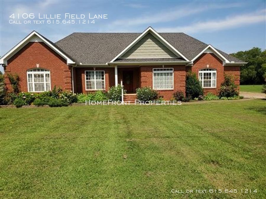 Primary Photo - Country Living 3 bd/2ba on 1.39 acres