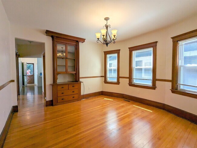 Foto del edificio - 108 W Quincy St