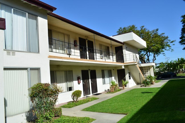 Building Photo - 2268 W Colchester Dr