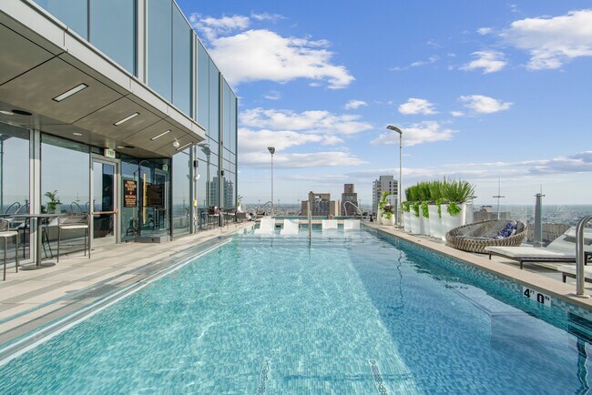 Building Photo - Josephine