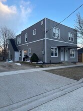 Building Photo - 31 Albert St