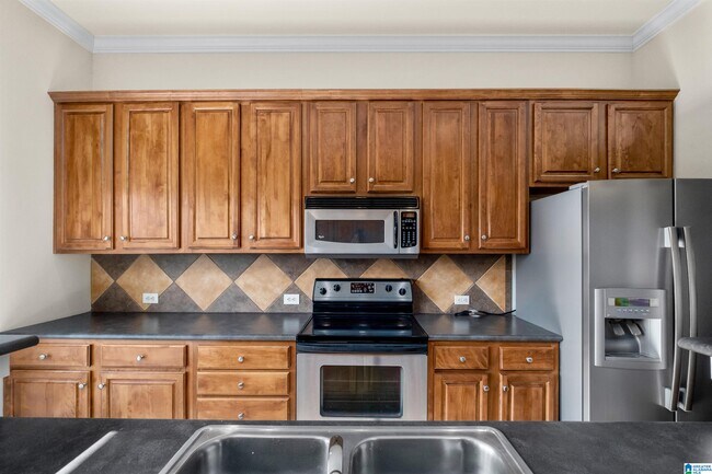Building Photo - 2109 Eagle Ridge Dr