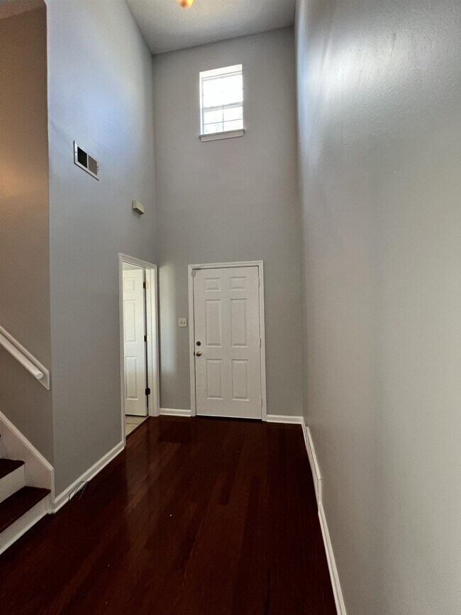 Foto del edificio - 6847 Kerry Valley Ln