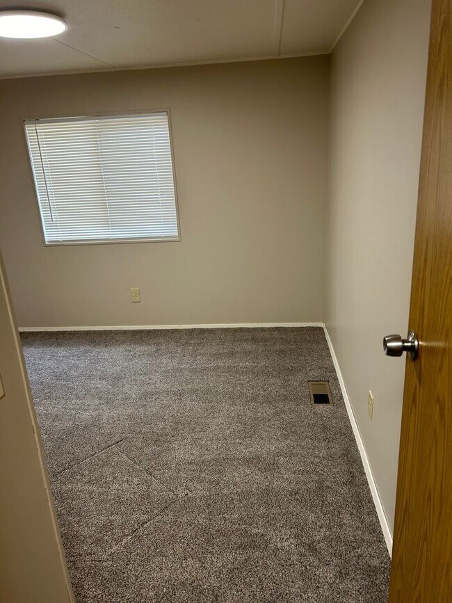 Foto del edificio - 2 Bedroom 1 Bath Single-level home