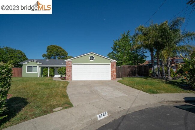 Foto del edificio - 4141 Eden Ct