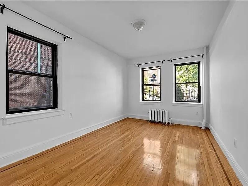 Foto principal - 402 Bay Ridge Pkwy