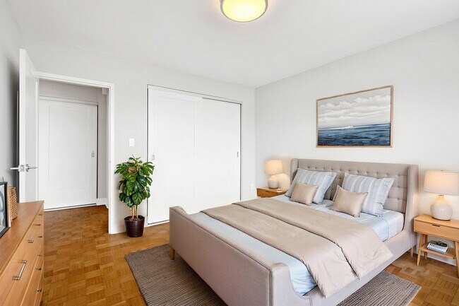 Photo du bâtiment - Roxborough Apartments