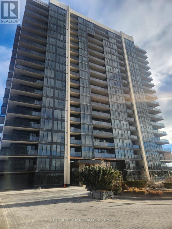 Building Photo - 1035 Southdown Rd