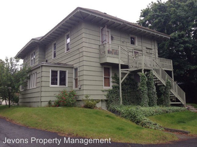 Foto del edificio - 2205 Summitview Ave