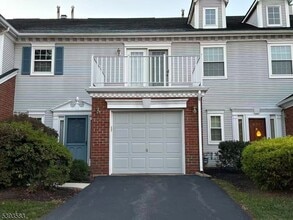 Building Photo - 604 Bayley Ct