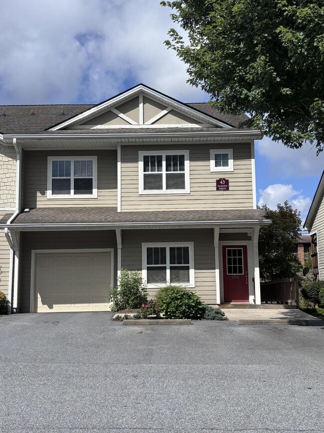Building Photo - "Spacious 3-Bed, 2-Bath Condo Retreat in Fletcher – 1413 Sq Ft of Comfort. With $250 move in spec...
