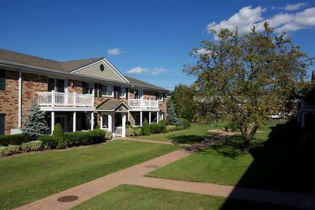 Foto del edificio - 224 Lakeland Ave