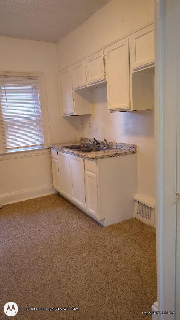 2002 Nelawood Rd East Cleveland, OH 44112 – photo 2
