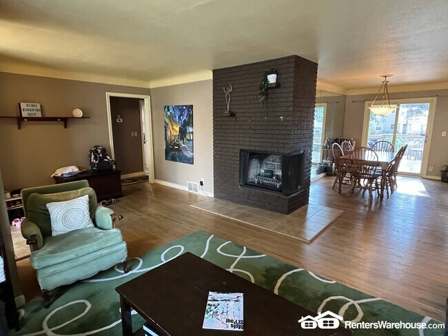 Foto del edificio - 2580 Vernon Ave S