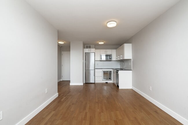 Photo du bâtiment - 730 St Clarens Ave