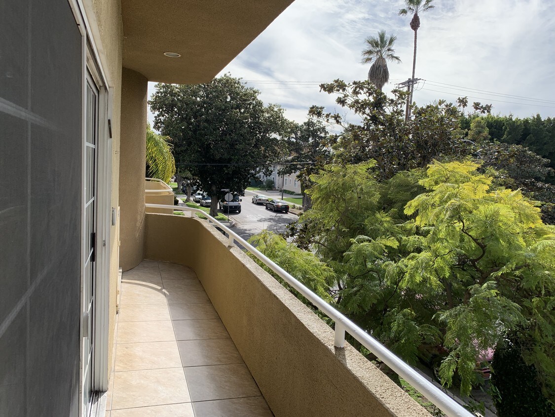 Foto principal - 1064 S Shenandoah St
