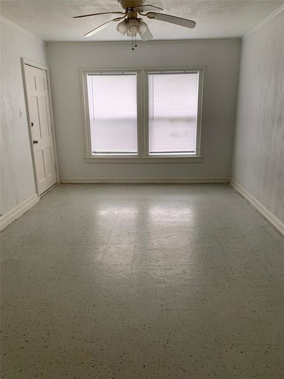 Building Photo - 814 3rd Ave N