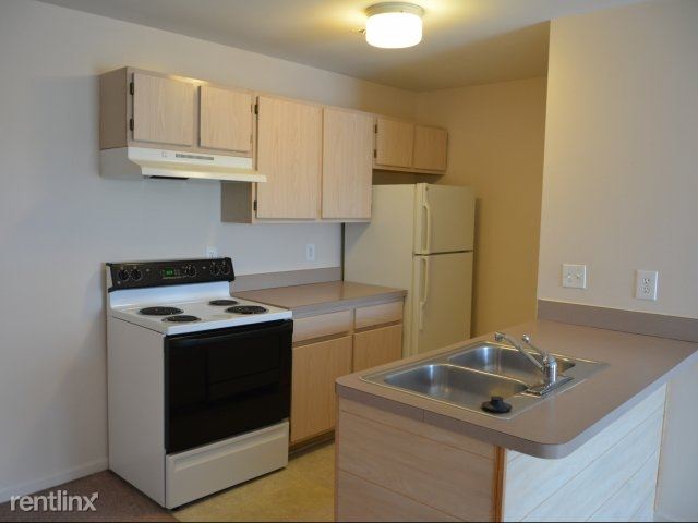 Foto del edificio - 31550 Van Born Rd