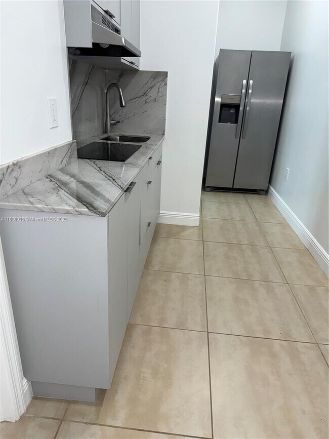 Foto del edificio - 465 E 58th St