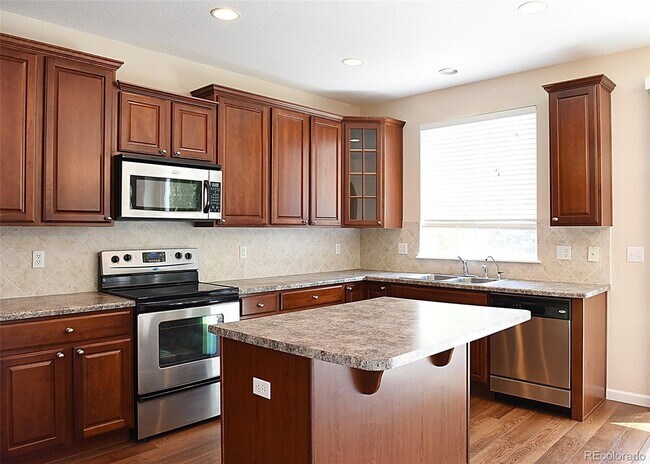 Foto del edificio - 7730 S Joplin Way