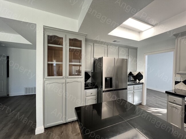 Building Photo - 5221 Moonlight Way