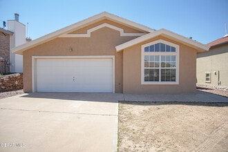 Building Photo - 6724 Dakota Ridge Dr