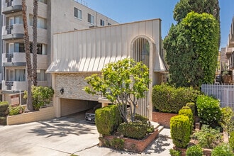 Building Photo - 11737 Kiowa Ave