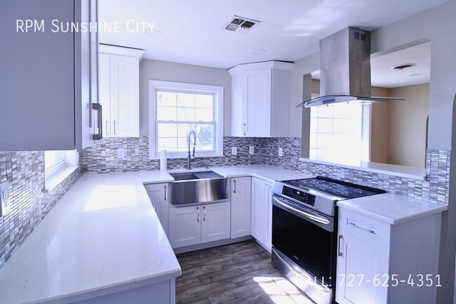 Foto del edificio - Bright & Spacious 2-Bedroom, 2-Bath Home o...