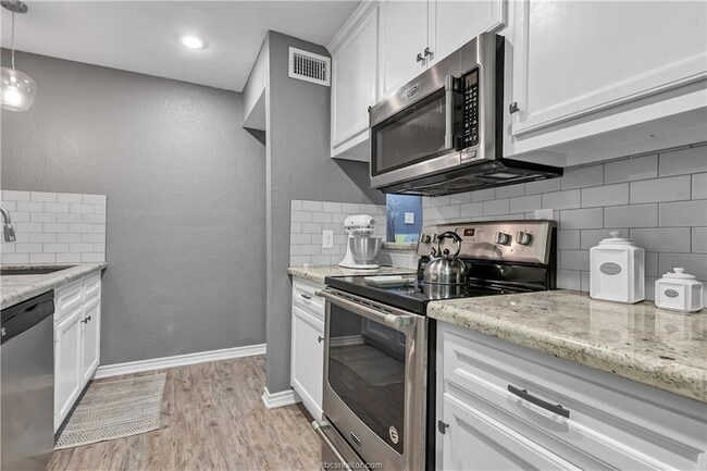Building Photo - 4403 Carter Creek Pkwy