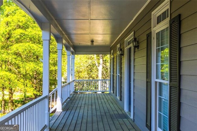 Building Photo - 1270 Shadowlawn Dr NE