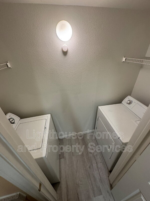 Building Photo - 6955 N Durango Dr