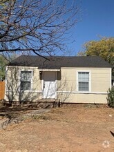 Building Photo - 2706 2nd St