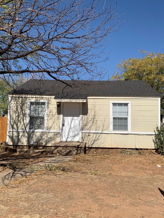 Foto principal - Super cute 2 bedroom in North Lubbock