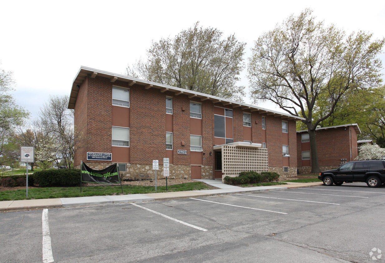 Corinth Gardens Apartments Prairie Village, KS