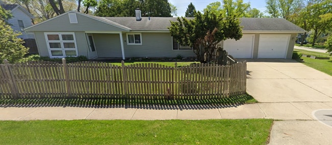 Building Photo - 934 Childs St