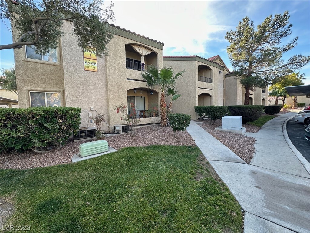 Primary Photo - 7885 W Flamingo Rd
