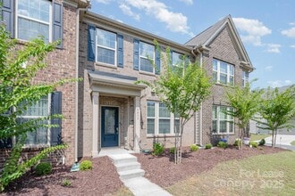 Building Photo - 9453 Avery Lilac Ln