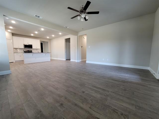 Building Photo - 2305 Templin Ave