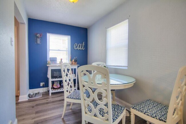 Building Photo - 3271 Volo Ave