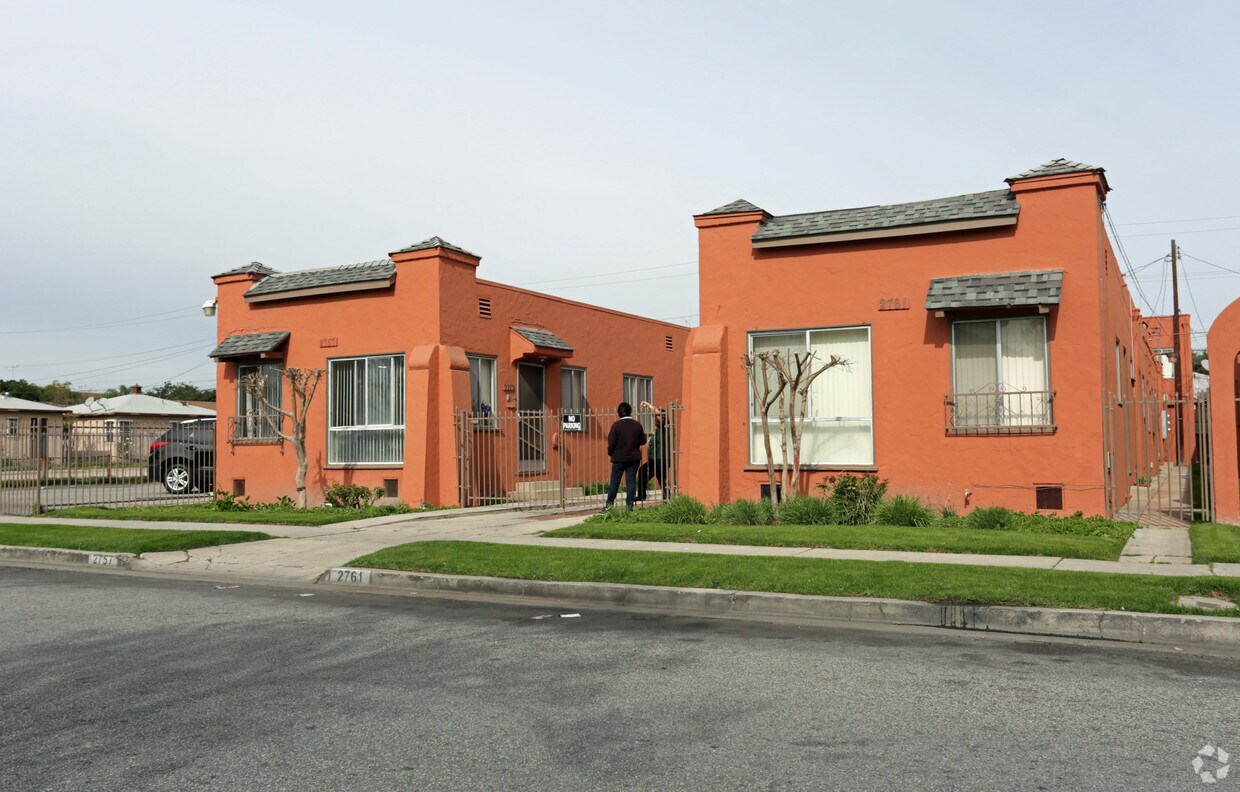Primary Photo - 2751-2763 Laurel Pl