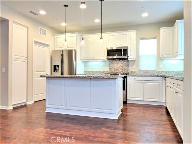 Building Photo - 2176 Harmony Way