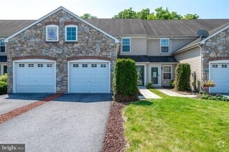 Building Photo - 121 Westpoint Dr