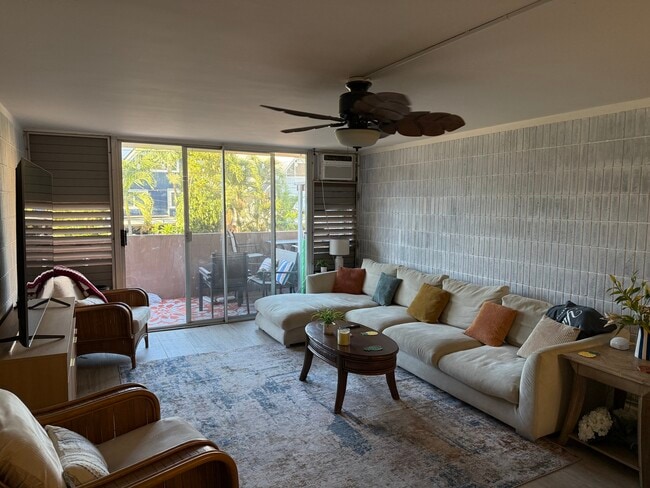 Building Photo - 68-055-055 Akule St