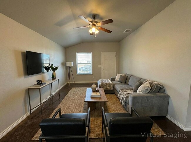 Foto del edificio - 208 Lowes Blvd